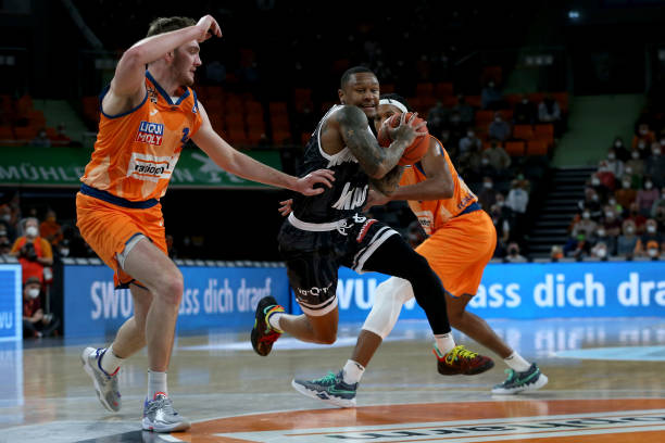 对于整个日 对于整个日