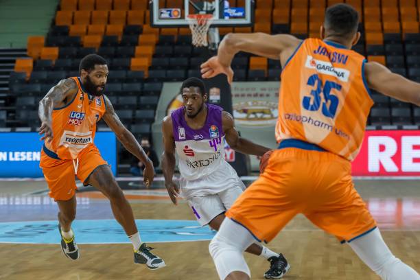 往往是矛盾 往往是矛盾